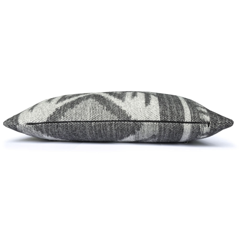 Malagoon cushion Mochica ornament - anthracite - 35x60cm