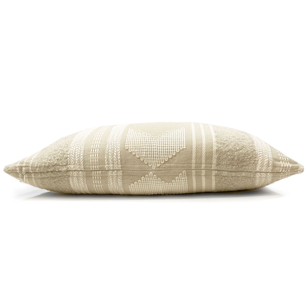 Malagoon Crafty cushion - white - 35x60cm
