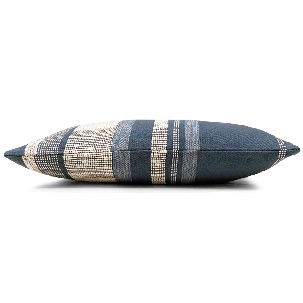 Malagoon cushion - midnight blue textured - 35x60cm