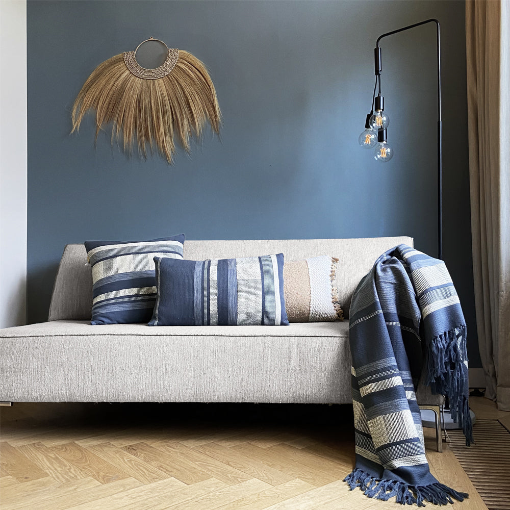 Malagoon throw - midnight blue texture - 125x150cm