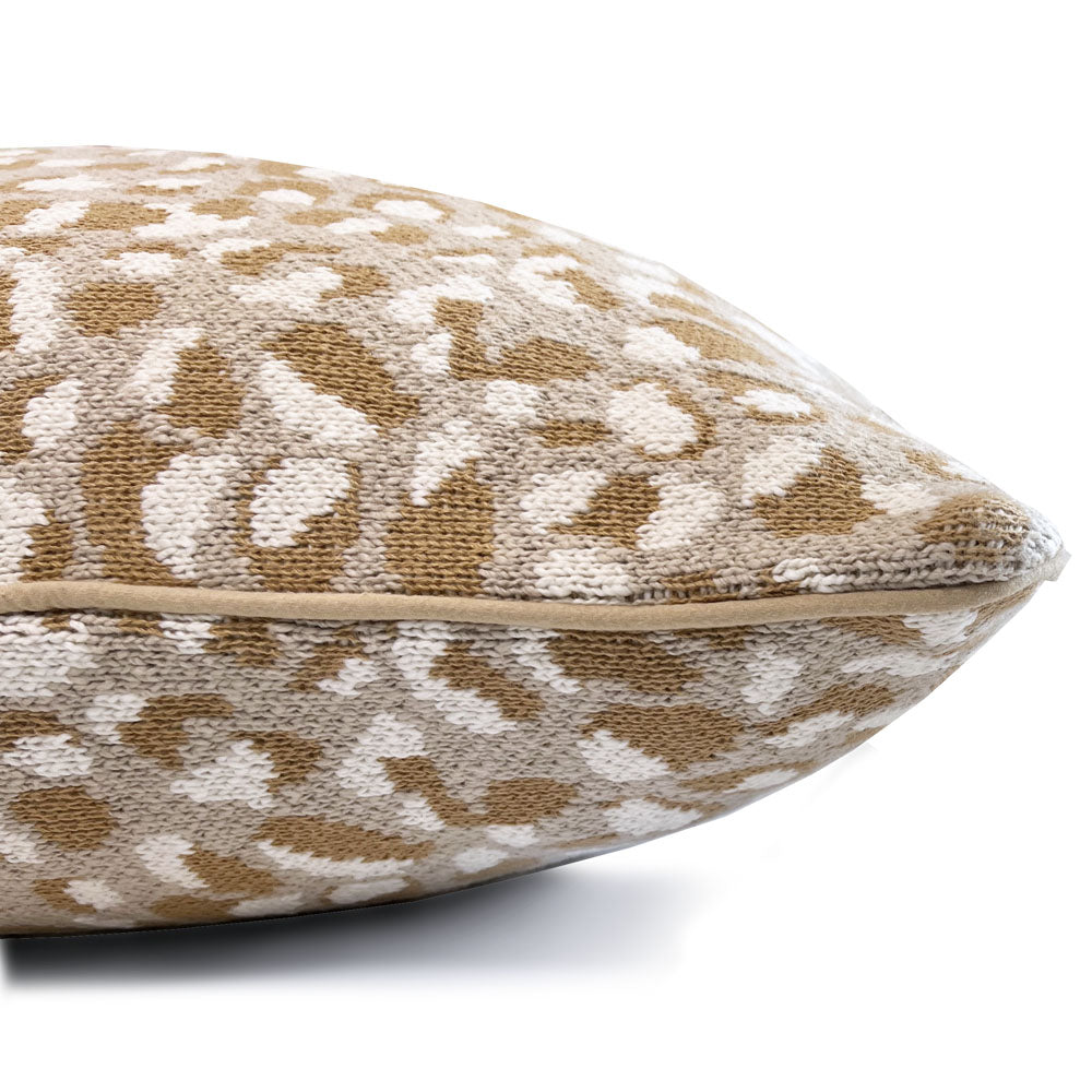 Malagoon cushion Primitive dot - fudge - 50x50cm 100% organic cotton