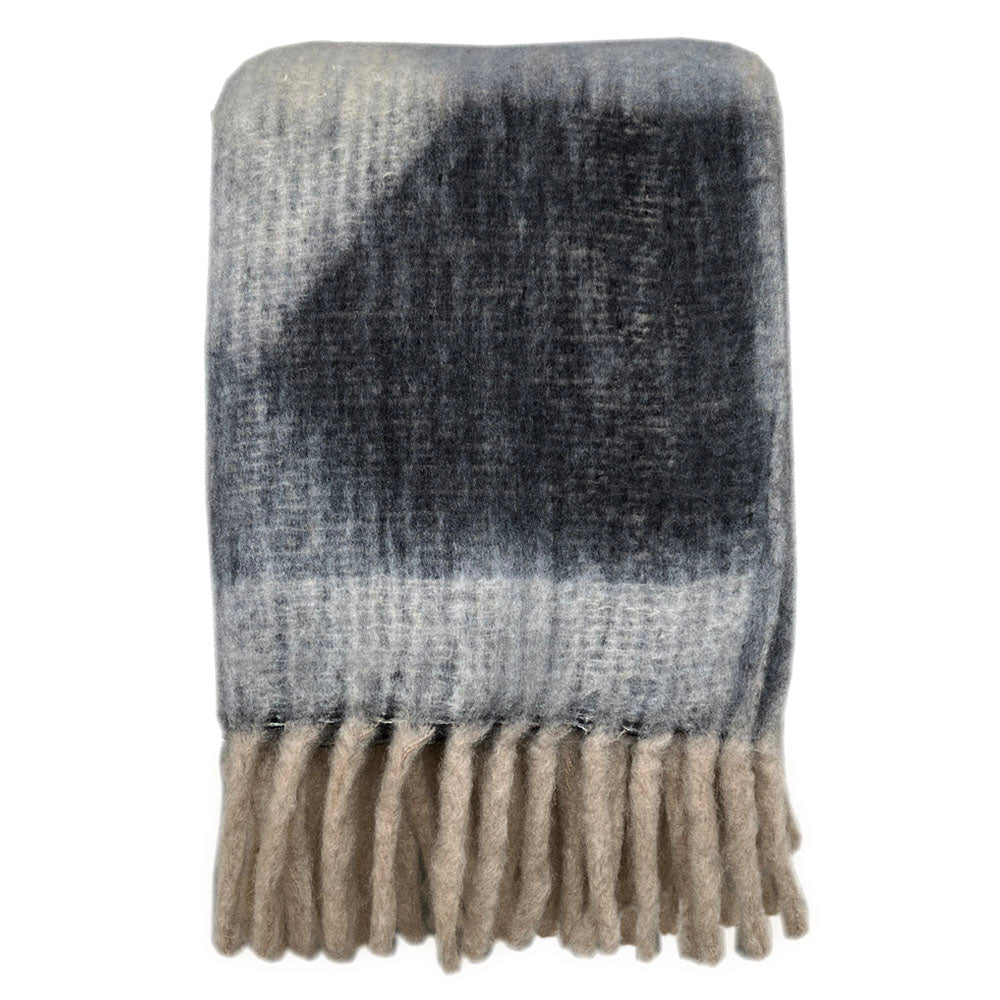 Malagoon Zapotec throw - soft grey - 100% recycled