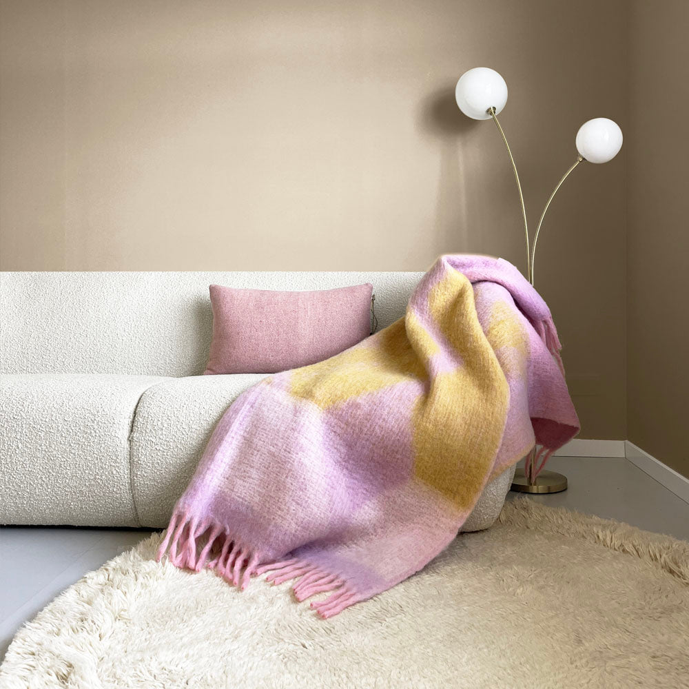 Malagoon Zapotec throw - soft lilac - 100% recycled