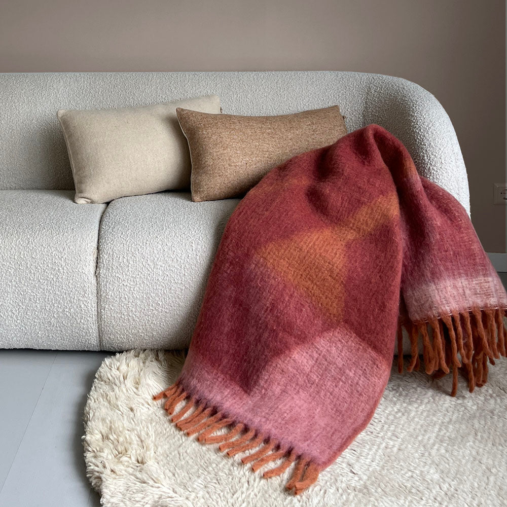 Malagoon Zapotec throw - soft spicy red - 100% recycled