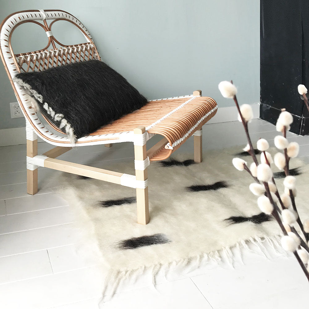 Malagoon Diamond cushion - black - 40x70cm 100% wool