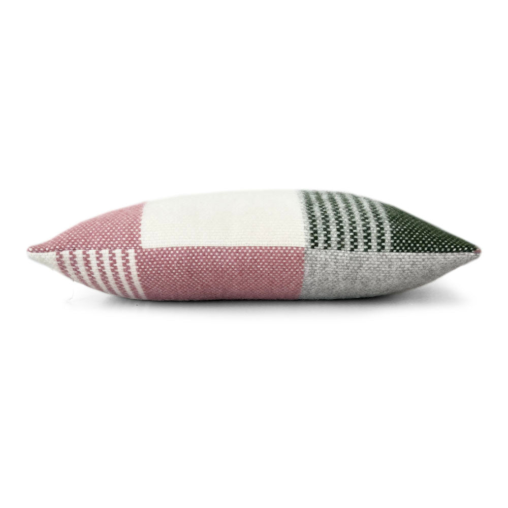 Malagoon Festivity cushion - mist pink - 35x60cm 100% wool