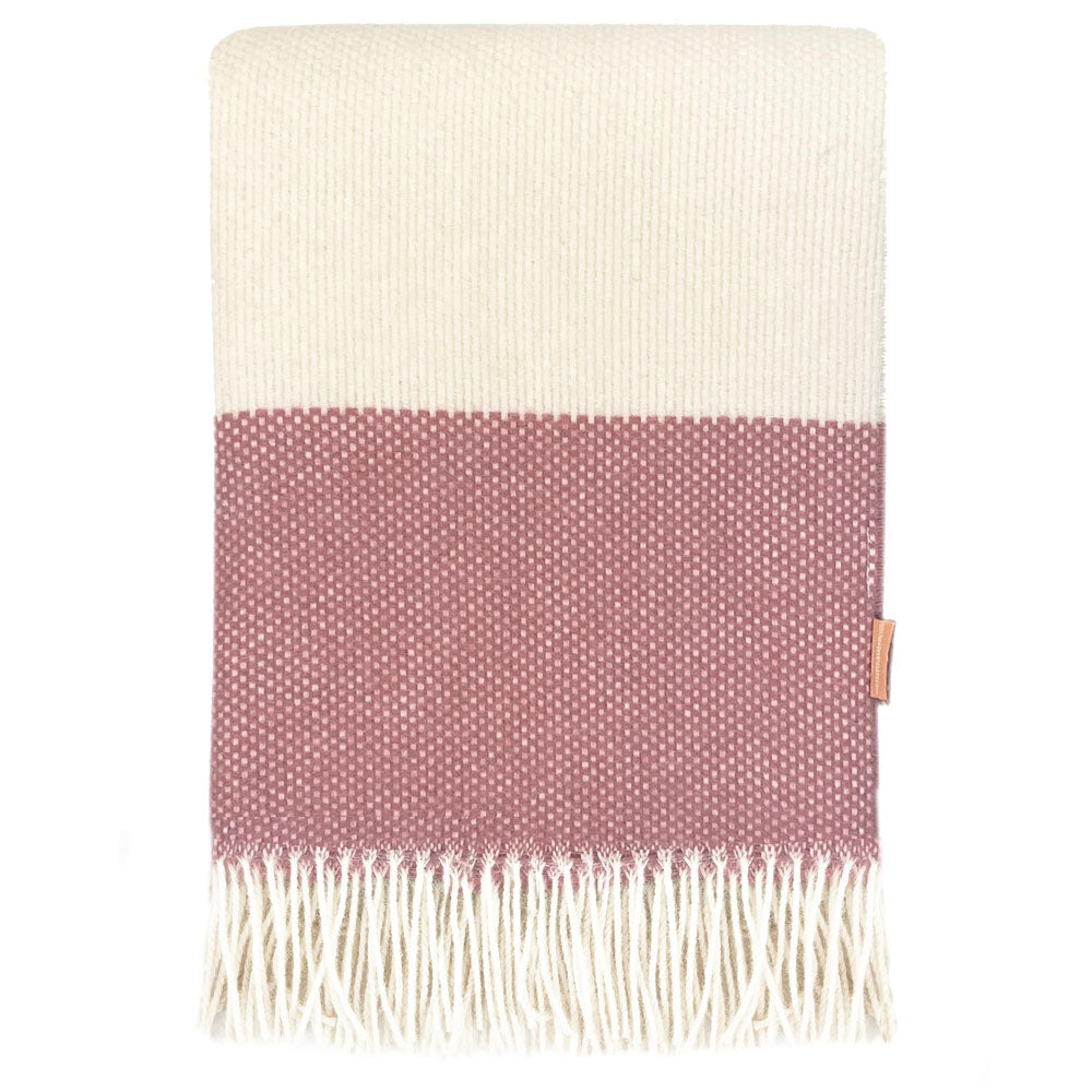 Malagoon throw Festivity - misty pink - 140x200cm 100% wool