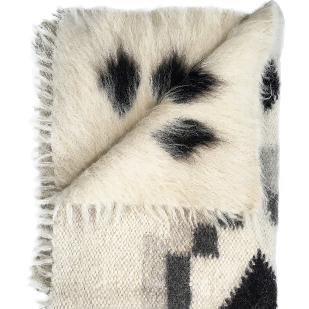 Malagoon rug Pattern 6 - off-white, shades of grey - 150x200cm 100% wool