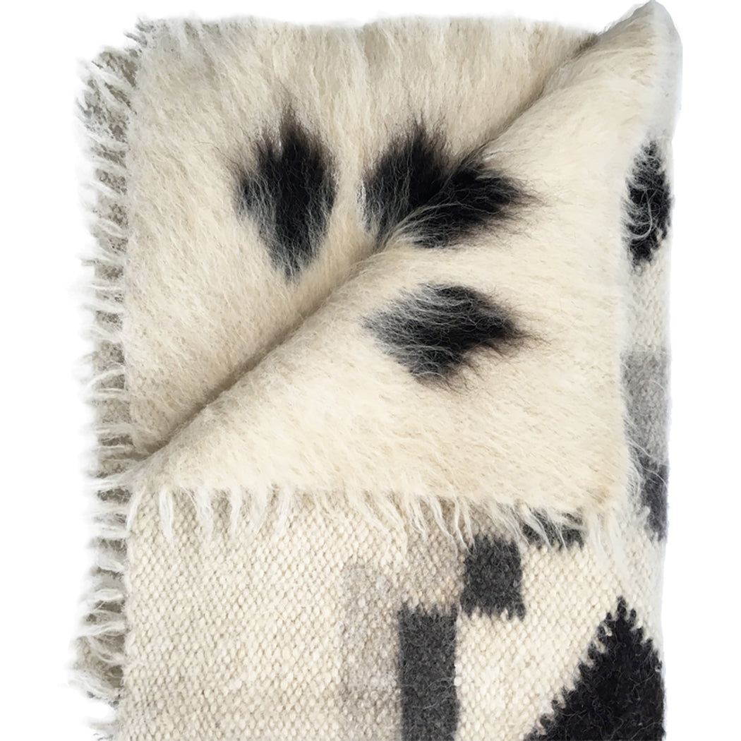 Malagoon rug Pattern 6 - off-white, shades of grey - 150x200cm 100% wool