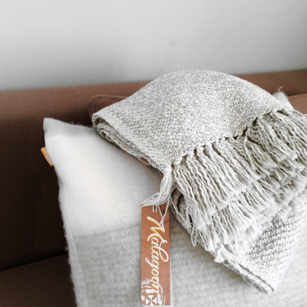 Malagoon throw Mélange - light grey - 125x150cm