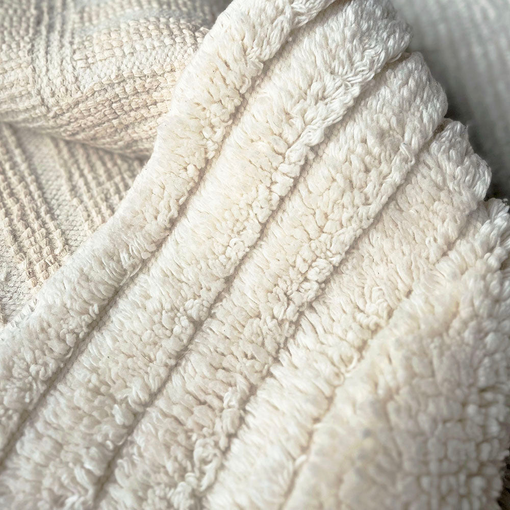 Malagoon Mokoh rug - off-white - 177x178cm 80% wool 20% cotton (100% wool tufted)