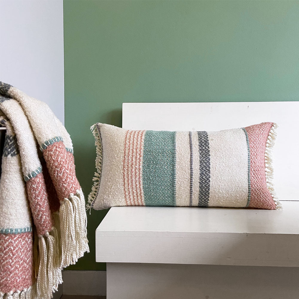 Malagoon throw - pastel multicolor bouclé - 125x150cm