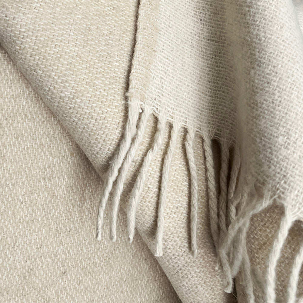 Malagoon throw - beige reversible - 130x170cm recycled wool