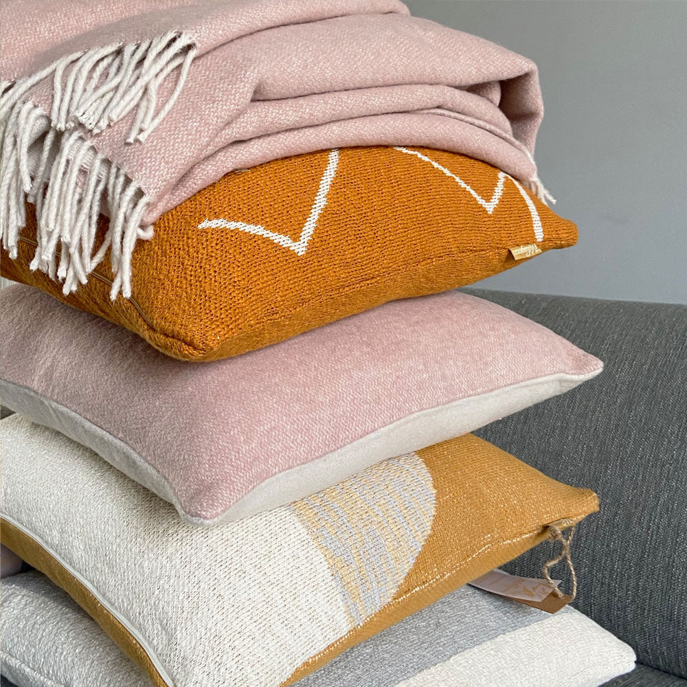 Malagoon cushion Sunset - ochre yellow - 50x50cm 100% organic cotton