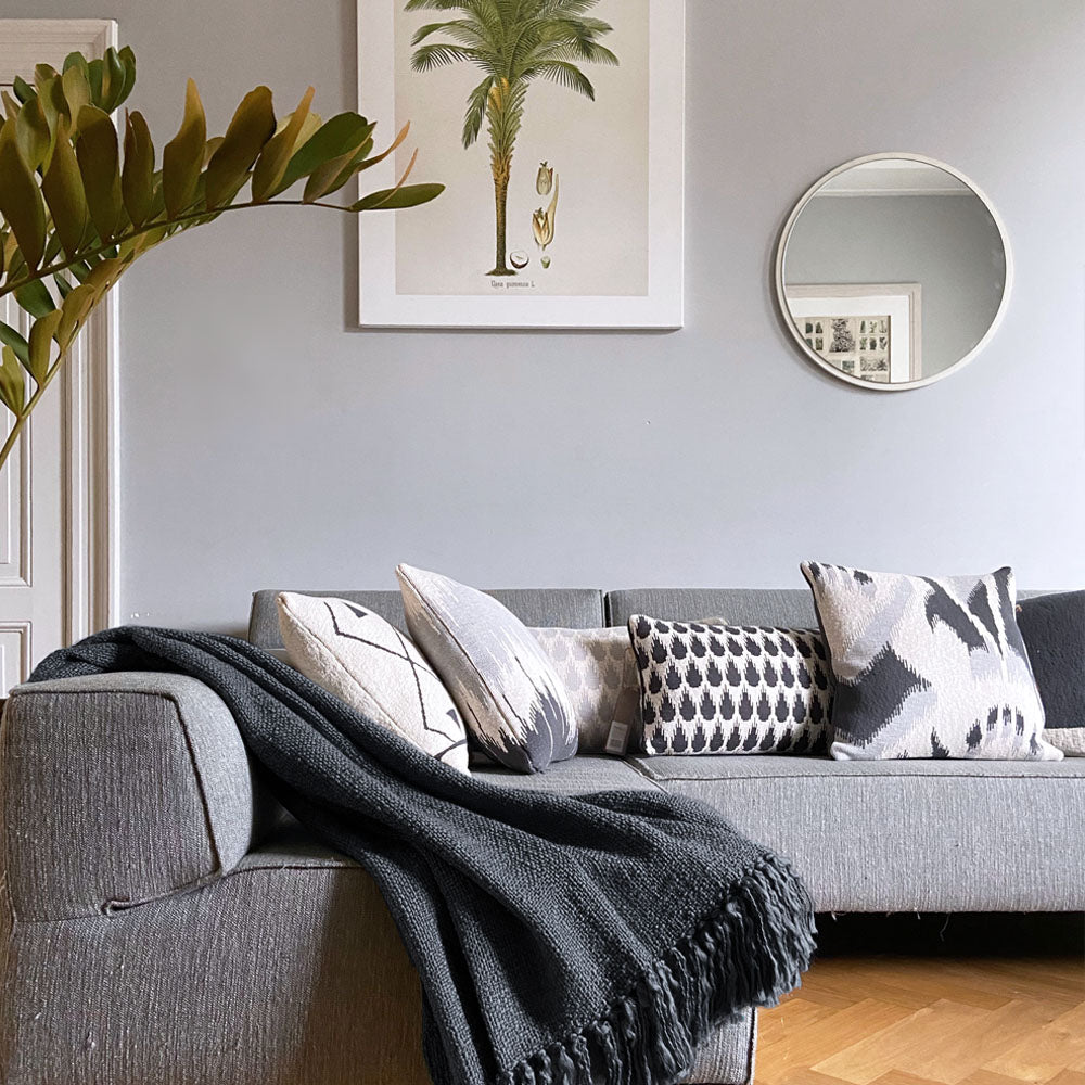 Malagoon Wave cushion - anthracite - 50x50cm 100% organic cotton