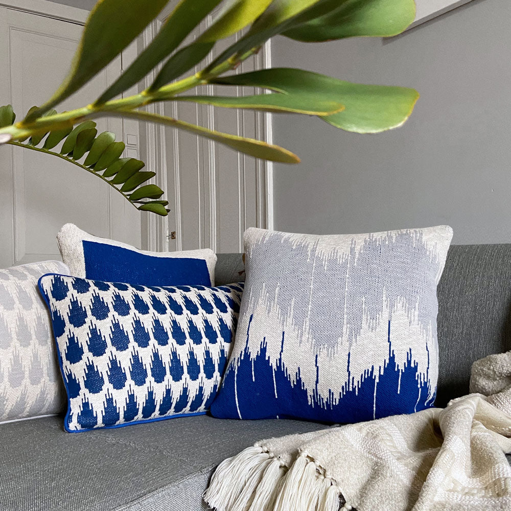 Malagoon Wave cushion - blue - 50x50cm 100% organic cotton