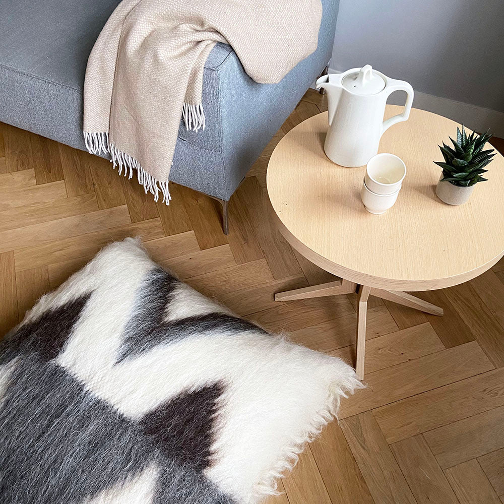 Malagoon floor cushion Zigzag – off-white, shades of grey – 90x90 cm, 100% wool